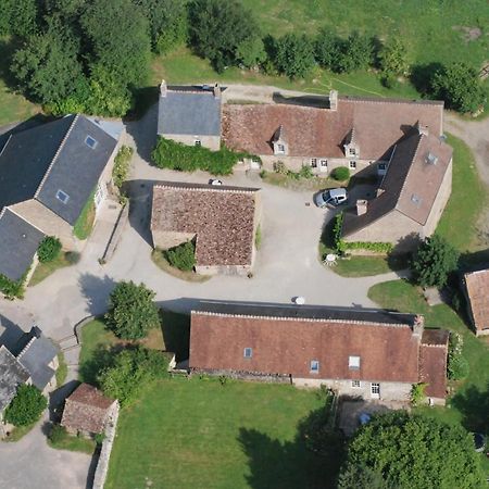 Le Gite D'Etienne Joue-du-Bois Exterior photo