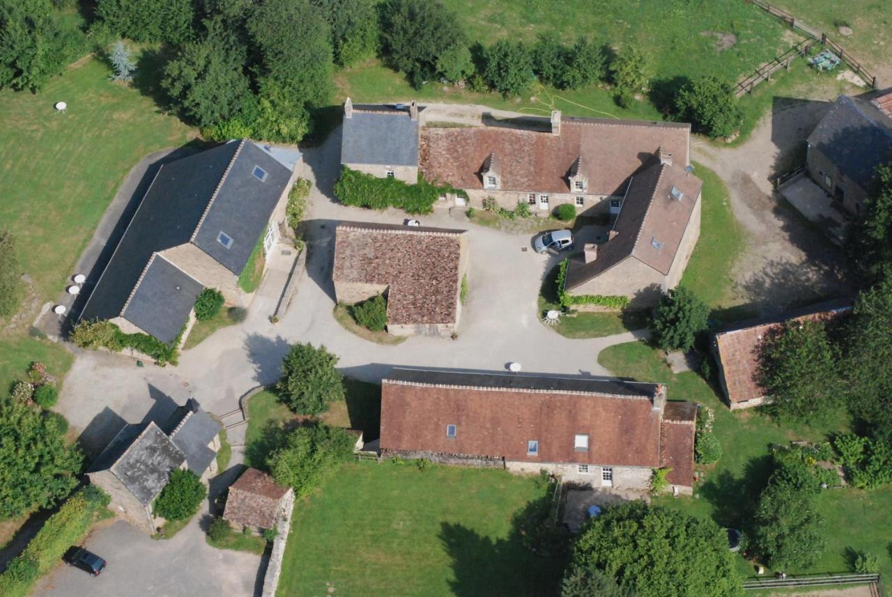 Le Gite D'Etienne Joue-du-Bois Exterior photo